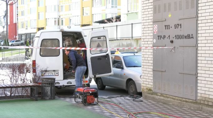 Шалена забудова та застарілі мережі: енергетично-водні колапси «кочують» Приірпінням