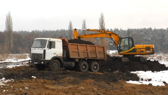 «Аграрій» Крикун: розкрадачу торфу на ірпінській заплаві вдруге виділять сільськогосподарську землю