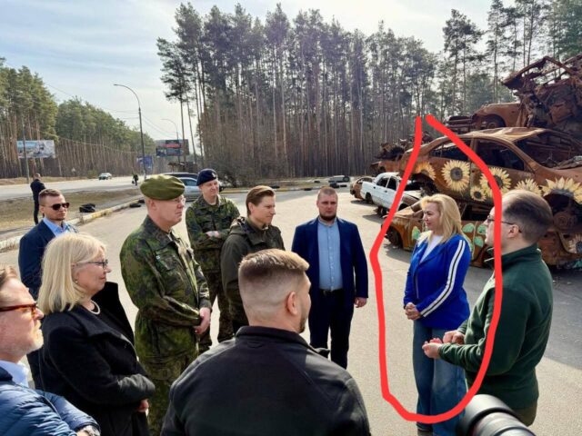 Насичений тиждень: нагороди для добровольців, стоки у лісі та реклама заплавного аквапарку